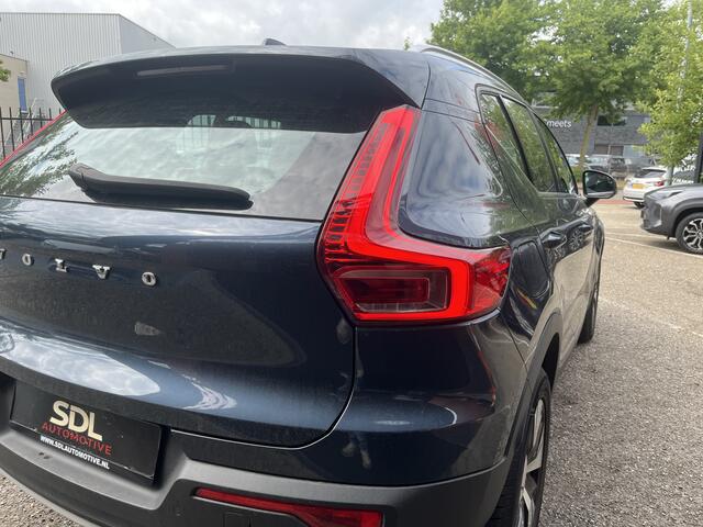 Volvo XC40 1.5 T5 Recharge Inscription Expression // SCHUIF-KANTELDAK // HARMAN&KARDON // ELEK. KLEP // TREKHAAK // CAMERA // NAVI // FULL LED //
