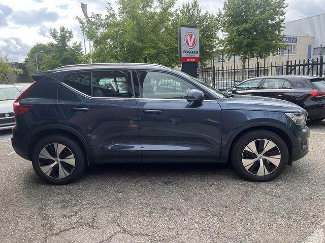 Volvo XC40 1.5 T5 Recharge Inscription Expression // SCHUIF-KANTELDAK // HARMAN&KARDON // ELEK. KLEP // TREKHAAK // CAMERA // NAVI // FULL LED //