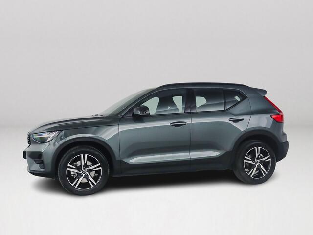 Volvo XC40 B4 Plus Dark | Parkeercamera | Harman Kardon | Stoel- en stuurverwarming | Trekhaak