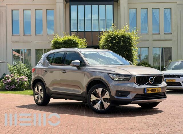 Volvo XC40 1.5 T5 Twin Engine Momentum Pro - SOH 93% - 360 Camera - Panoramadak - Trekhaak