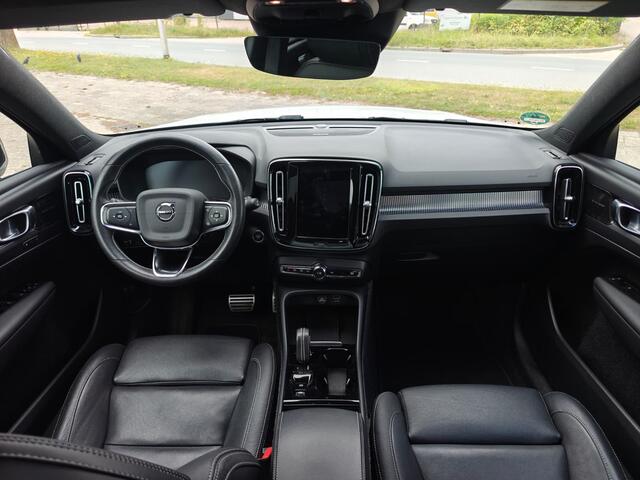 Volvo XC40 T5 Recharge R-Design | Rijklaarprijs | Trekhaak | Pano Dak |