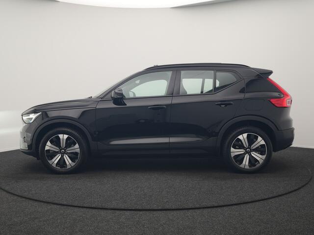 Volvo XC40 Recharge Ultimate 69 kWh 232pk Dealer O.H | Trekhaak Af Fabriek | Panodak | 360 Camera | Adaptive Cruise | Harman / Kardon | Alcantara Sportstoelen Memory & Verwarmd | BLIS | Keyless | Apple Carplay | Pilot Assist | Stuurverwarming | Google Assistant & Ma