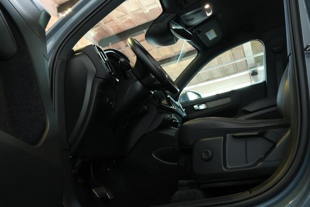 Volvo XC40 2.0 T4 Inscription | Stoelverwarming | Achteruitrijcamera | Parkeersensoren Voor + Achter | Keyless Entry | Adaptieve Cruise Control | Dodehoekwaarschuwing |