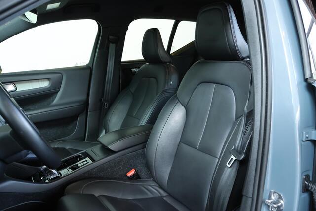 Volvo XC40 2.0 T4 Inscription | Stoelverwarming | Achteruitrijcamera | Parkeersensoren Voor + Achter | Keyless Entry | Adaptieve Cruise Control | Dodehoekwaarschuwing |