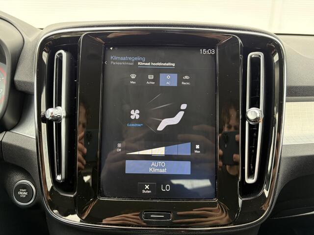 Volvo XC40 1.5 T3 Momentum Pro / Trekhaak ( 1600 kg ) / Navigatiesysteem full map + hard disk / Airco (automatisch) /