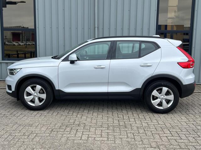 Volvo XC40 1.5 T2 Momentum - Camera achter - Stoelverwarming - Stuurverwarming - Cruisecontrol - Reservewiel