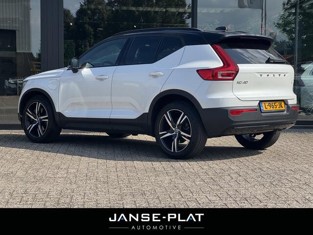 Volvo XC40 1.5 T5 Recharge R-Design Wegdr. Trekhaak | Camera | NL-Auto