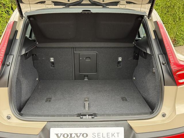 Volvo XC40 B4 Plus Dark Trekhaak Aut.