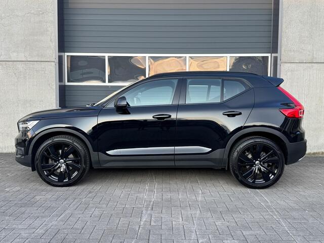 Volvo XC40 2.0 T4 R-Design / Navigatie / Airco Automatisch / Sensoren Voor&Achter / Achterklep Automatisch / Start&Stop /