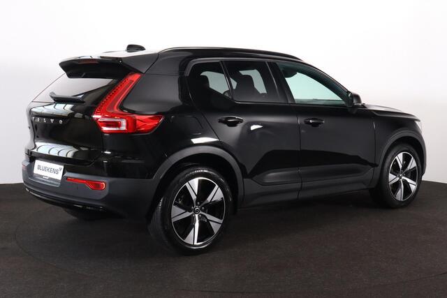 Volvo XC40 T5 Recharge R-Design - Panorama/schuifdak - IntelliSafe Assist - 360º Camera - Harman/Kardon audio - Verwarmde voorstoelen & stuur - Parkeersensoren voor & achter - Elektr. bedienb. voorstoelen met geheugen links - Standkachel - Extra getint glas - Inklap