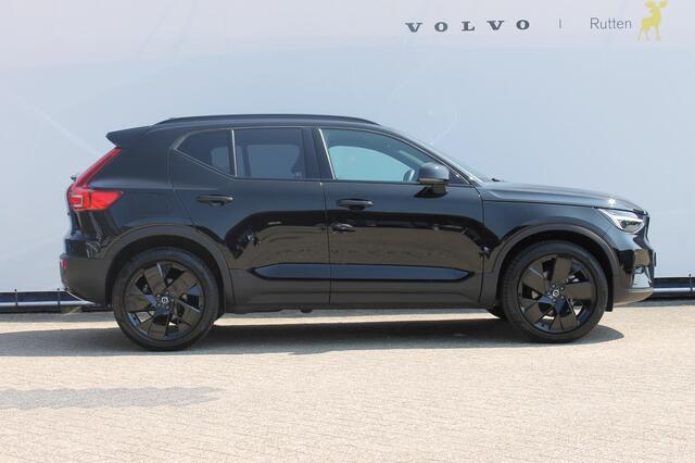 Volvo XC40 2.0 177PK Automaat Plus Black Edition 20" lichtmetalen velgen / Google infotainment / Stoelverwarming en Stuurwielverwarming / Draadloos opladen / Cruise control / Getinte ramen vanaf de B-stijl