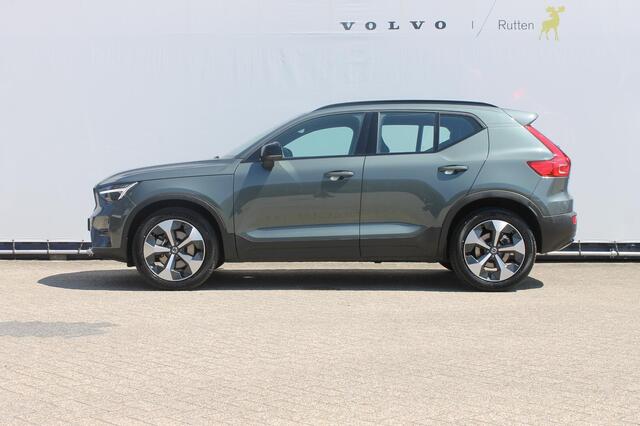 Volvo XC40 B4 211PK Automaat Plus Dark Semi elektrisch wegklapbare trekhaak / Verwarmbare voorruit / Google infotainment / Elektrisch bedienbare bestuurdersstoel met geheugen