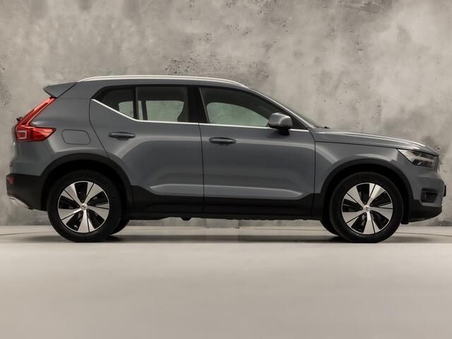 Volvo XC40 1.5 T4 Recharge Inscription 211Pk Automaat (APPLE CARPLAY, STUUR/STOELVERWARMING, MEMORY SEATS, CAMERA, STOELVERWARMING ACHTER, KEYLESS, ELEK ACHTERKLEP, ZWART HEMEL, NIEUWSTAAT)