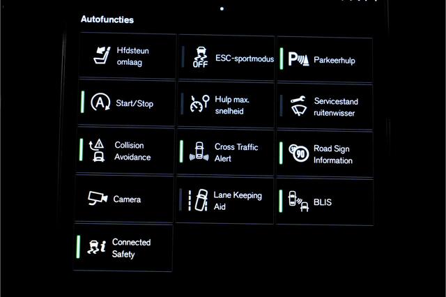 Volvo XC40 2.0 T4 140kW/190pk Aut8 R-Design PANORAMADAK + EL.TREKHAAK + BI-TONE + CRUISE CONTROL + EL.SPORTSTOELEN + LEER/ALCANTARA + STOELVERWARMING + FULL LED + KEYELSS ENTRY&GO + CAMERA + BLIS + LANE ASSIST + PARKSENSOREN + 19" LM-VELGEN + NIEUWE BANDEN!!
