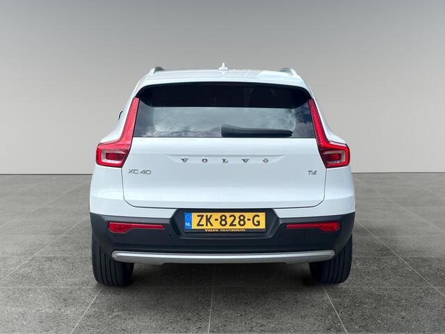 Volvo XC40 T4 Momentum Pro | Vos geleverd en onderhouden| Trekhaak | Harman Kardon |