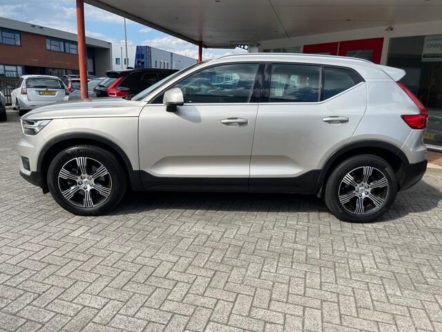 Volvo XC40 2.0 T4 Inscription Aut. 190 PK Leder Harman Kardon Trekhaak Elektrische Achterklep