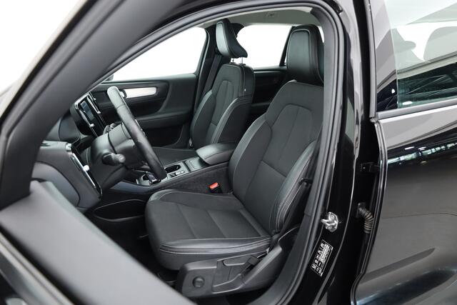 Volvo XC40 1.5 T3 Momentum Pro | RIJKLAAR!! | Cruise Contr. | Trekhaak | Camera | All Season | Apple CarPlay | Navi