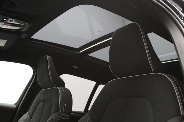 Volvo XC40 Recharge Twin Ultimate 82 kWh 408 PK, Panoramadak, Harman/Kardon, 360 Camera, 4X Stoelverwarming