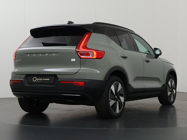 Volvo XC40 Single Motor Core 69 kWh | Navigatie | Stoelverwarming | Stuurwielverwarming | Achteruitrijcamera | Apple Carplay/Android Auto |