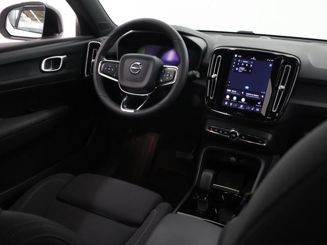 Volvo XC40 Recharge Core | SOH 95% | Apple CarPlay/Android Auto | Comfortstoelen | DAB | LED | Sportstuur | Volledig Digitaal Instrumentenpaneel | Navigatie |