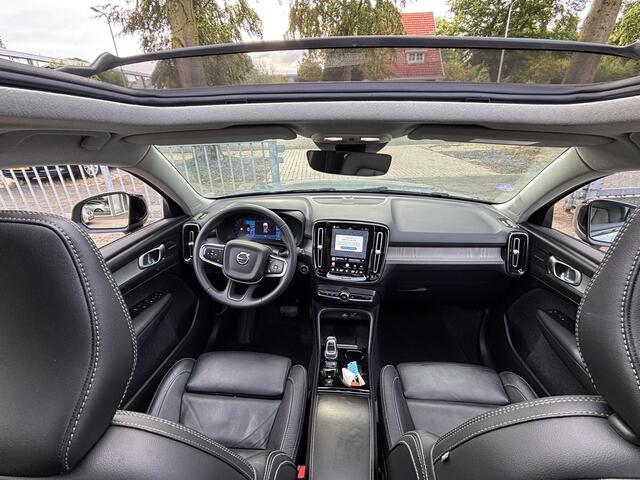 Volvo XC40 2.0 B3 Ultimate Dark Panorama Pilot Assist Keyless
