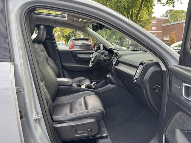 Volvo XC40 2.0 B3 Ultimate Dark Panorama Pilot Assist Keyless