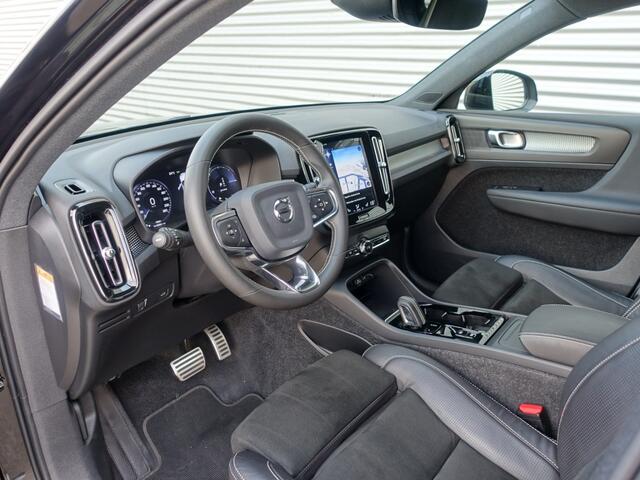 Volvo XC40 1.5i T2 R-Design Aut8 I NL-Auto I 1e Eig. I Pilot Ass. I Android/Apple I