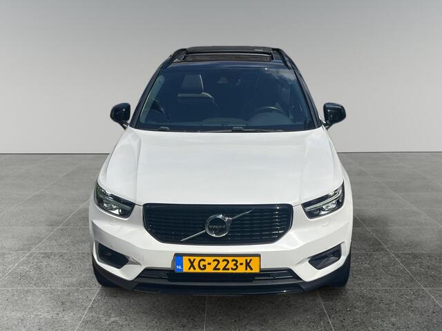 Volvo XC40 T5 AWD R-Design Intro Edition |Full Options| Dealer Onderhouden| All Season|