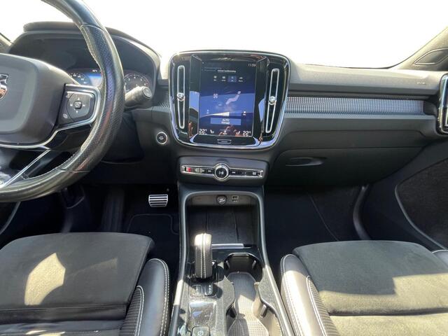 Volvo XC40 T5 AWD R-Design Intro Edition |Full Options| Dealer Onderhouden| All Season|