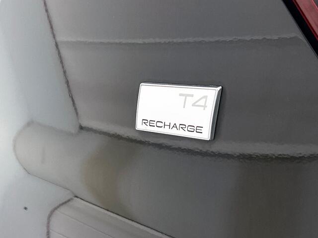 Volvo XC40 1.5 T4 Recharge R-Design Expression Auto. Navigatie Apple Carplay/ Android Auto Camera Parkeersensoren achter Adaptive Cruise Control Full Led Virtual Cockpit Climate Control Lichtmetalen velgen