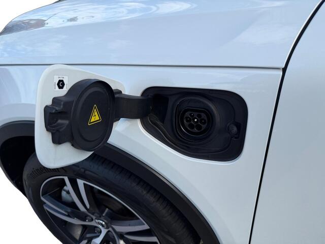 Volvo XC40 T5 Recharge R-Design | Trekhaak | Dealer onderhouden