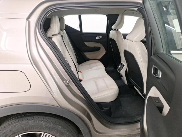 Volvo XC40 2.0 D3 AWD Inscription UNIEK | LAGE KM | VOL LEER | MEMORY | TREKH.