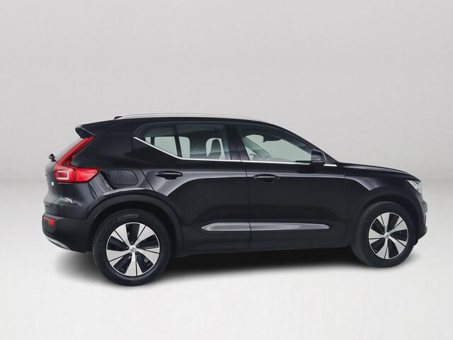 Volvo XC40 T4 Recharge R-Design Expression | Parkeercamera | Stoel- en stuurverwarming | Cruise control | Trekhaak