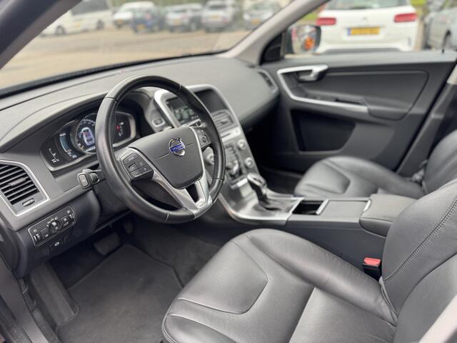 Volvo XC60 2.0 T6 R-Design