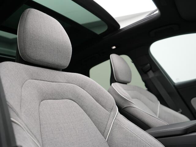 Volvo XC60 T8 Plug-in hybrid AWD Ultimate Dark PHEV | Panodak | Trekhaak af Fabriek | Adaptive Cruise | Head Up | Tailored Wool Sportstoelen Memory | Harman Kardon | 360 Camera | 20"L.M | Keyless | Google Maps |