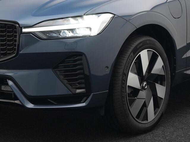 Volvo XC60 T8 Plug-in hybrid AWD Ultimate Dark PHEV | Panodak | Trekhaak af Fabriek | Adaptive Cruise | Head Up | Tailored Wool Sportstoelen Memory | Harman Kardon | 360 Camera | 20"L.M | Keyless | Google Maps |