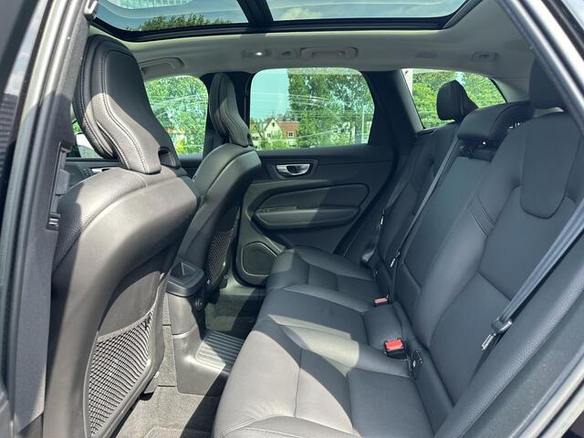 Volvo XC60 T8 Plug-in hybrid AWD Inscription / Trekhaak / Pano. dak / 360 camera / Elek. stoelen / stoel + stuur verwarmd / Harman Kardon / Leder /