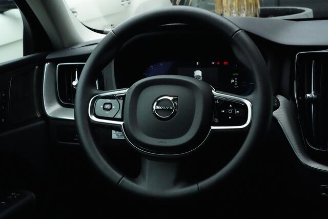 Volvo XC60 2.0 T8 Plug-in hybrid AWD Plus Dark 455pk Panoramadak/Stoelverwarming/360Camera