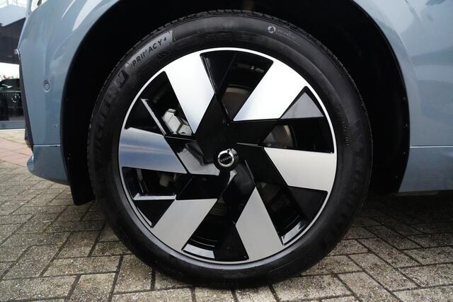 Volvo XC60 2.0 T8 Plug-in hybrid AWD Plus Dark 455pk Panoramadak/Stoelverwarming/360Camera