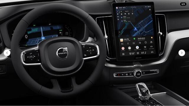 Volvo XC60 T8 Plug-in hybrid Plus Black Edition | FACELIFT | Luchtvering | Bowers & Wilkins | Panoramadak | Head-Up | 360 Camera | Trekhaak