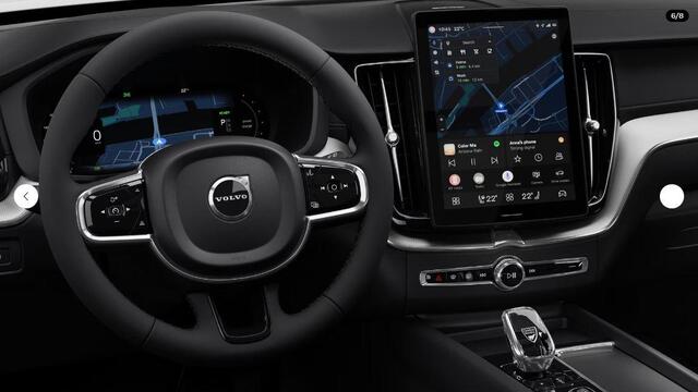 Volvo XC60 T6 Plug-in hybrid Ultra Black Edition | FACELIFT | Panoramadak | Head-Up | 360 Camera | Trekhaak | Getint Glas | 21 Inch