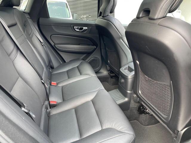 Volvo XC60 2.0 Recharge T8 AWD Inscription | Trekhaak | Blis | Adaptive Cruise Controle | Panorama Schuifdak | Memory | Harman/Kardon | Adaptive LED |