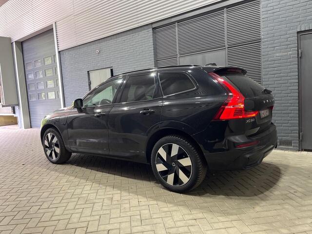Volvo XC60 T6 Plug-in hybrid Ultimate Dark | Head-Up | Massage+Ventilatie | 360° Camera | Panoramadak | ACC | harman/kardon