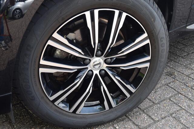Volvo XC60 2.0 T6 Plug-in hybrid AWD Inscription