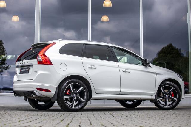 Volvo XC60 2.0 T5 FWD R Design | Pano | Trekhaak | Adaptive Cruise |