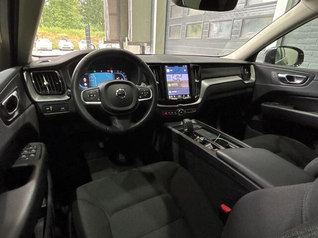 Volvo XC60 B4 Momentum Business | 21 Inch | 360° Camera | Stoel+Stuurverwarming | Getint Glas | Keyless Entry+Drive