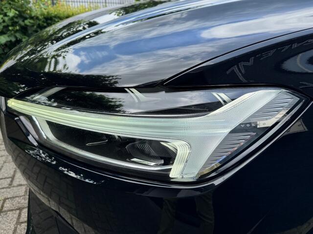 Volvo XC60 2.0 D4 Autom. MOMENTUM PRO + Leder + Navi + 19 inch Lmv - 2020!