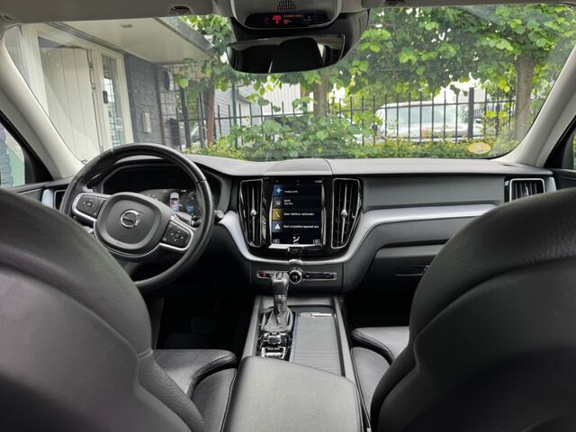Volvo XC60 2.0 D4 Autom. MOMENTUM PRO + Leder + Navi + 19 inch Lmv - 2020!