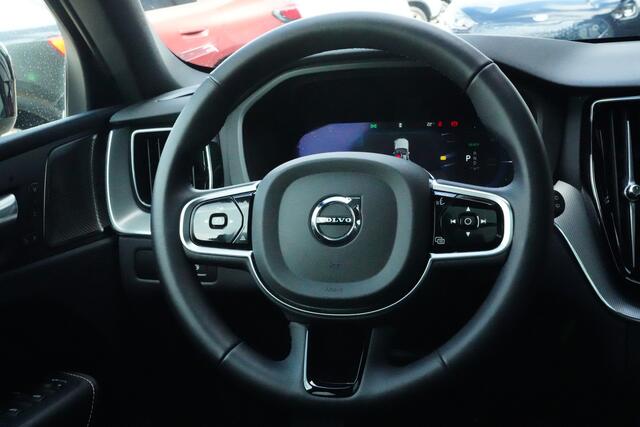 Volvo XC60 2.0 T8 Plug-in hybrid AWD Ultimate Dark 455pk Panoramadak/HuD/360Camera