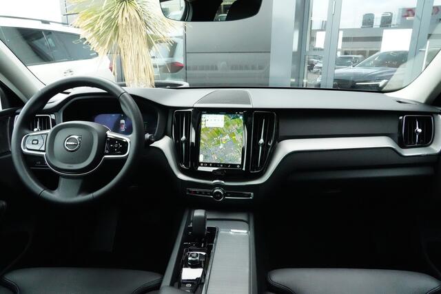 Volvo XC60 2.0 T8 Plug-in hybrid AWD Plus Dark 455pk Panoramadak/Stoelverwarming/360Camera